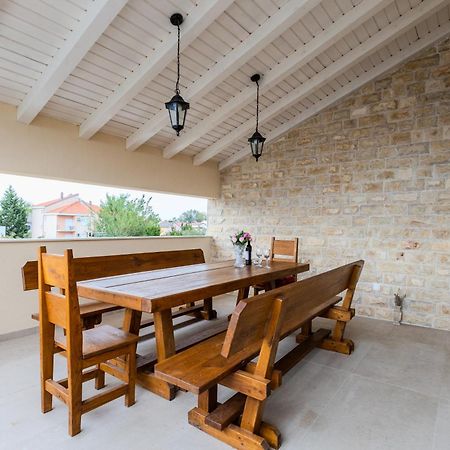 Apartments Lorena Privlaka  Kültér fotó