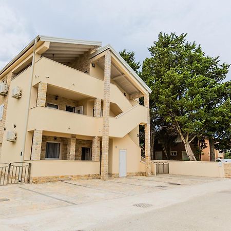 Apartments Lorena Privlaka  Kültér fotó