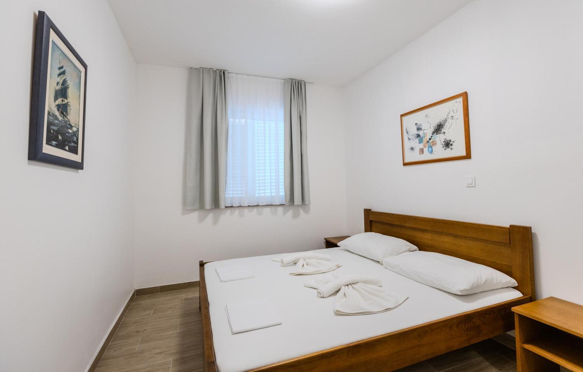Apartments Lorena Privlaka  Kültér fotó